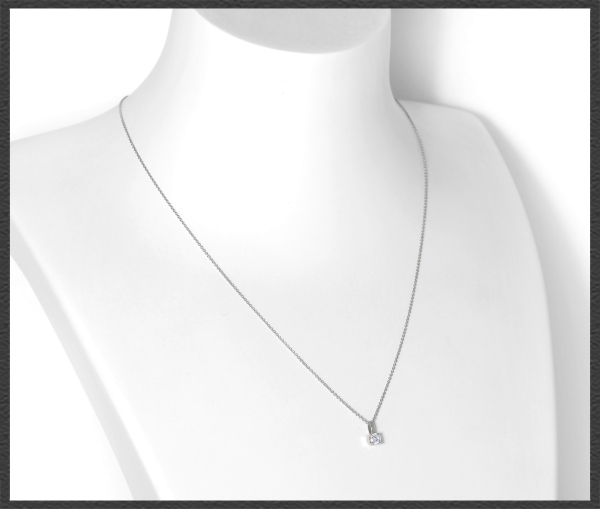 Diamant Anhänger & Kette 585 Gold; 0,39ct